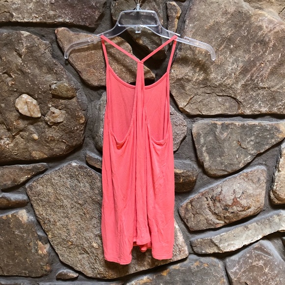 Old Navy flowy tank top - Picture 2 of 3